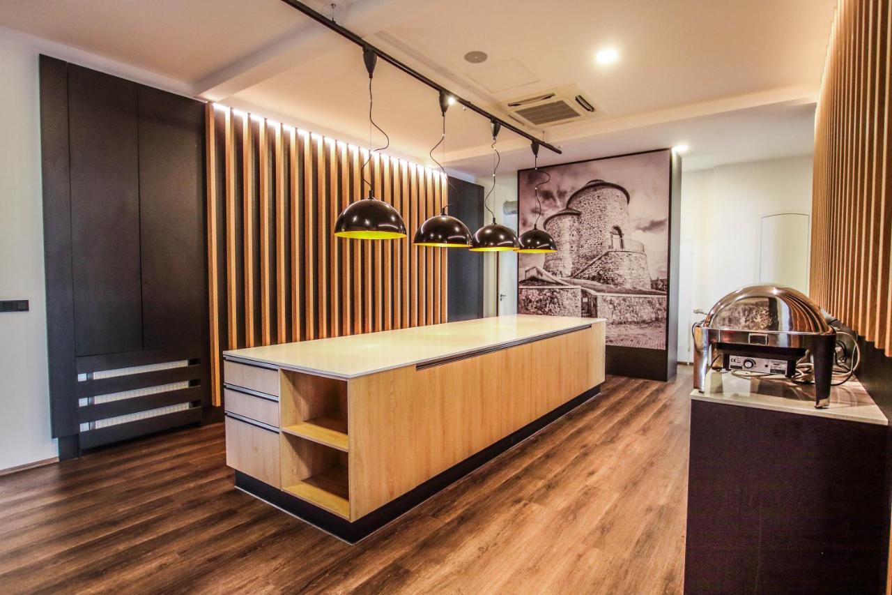 Hotel Mariel ซนอยโม ภายนอก รูปภาพ
